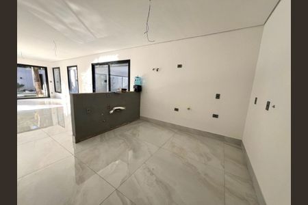 Casa de condomínio à venda com 286m², 4 quartos e 3 vagas