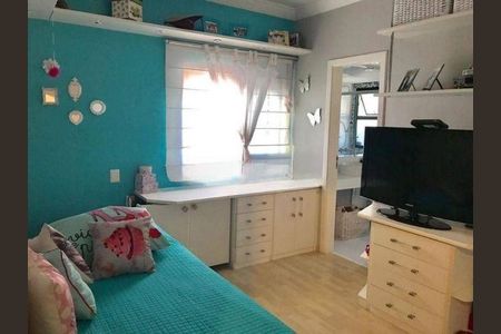 Apartamento à venda com 237m², 4 quartos e 3 vagas