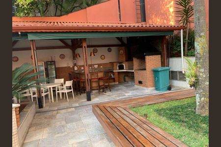 Apartamento à venda com 237m², 4 quartos e 3 vagas