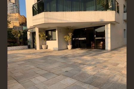 Apartamento à venda com 237m², 4 quartos e 3 vagas