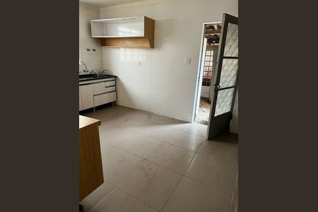 Casa à venda com 150m², 2 quartos e 2 vagas