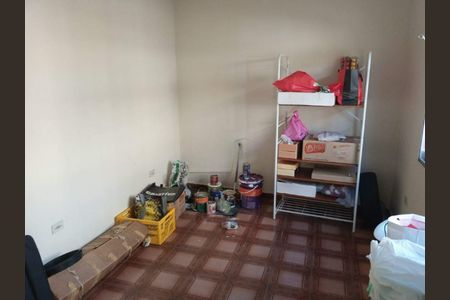Casa à venda com 240m², 3 quartos e 2 vagas