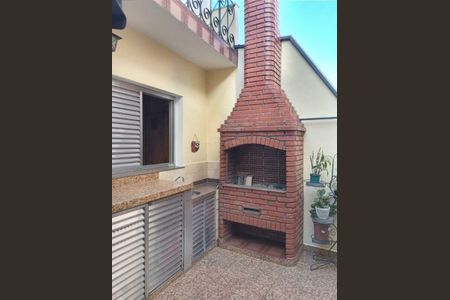 Casa à venda com 240m², 3 quartos e 2 vagas