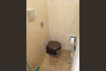 Casa à venda com 240m², 3 quartos e 2 vagas