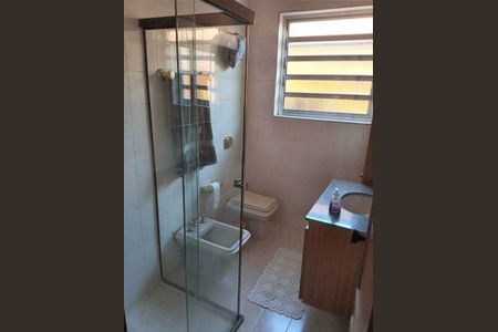 Casa à venda com 240m², 3 quartos e 2 vagas