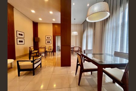 Apartamento à venda com 186m², 3 quartos e 3 vagas Apartamento à venda com 186m², 3 quartos e 3 vagasÁrea comum - Salão de festas