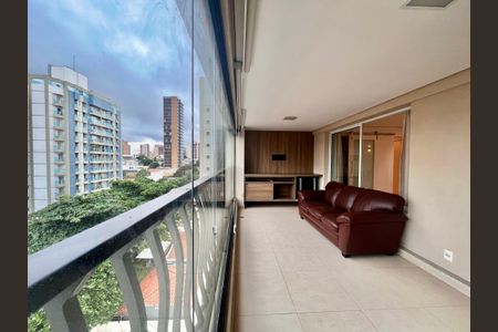 Apartamento à venda com 186m², 3 quartos e 3 vagas Apartamento à venda com 186m², 3 quartos e 3 vagasSacada