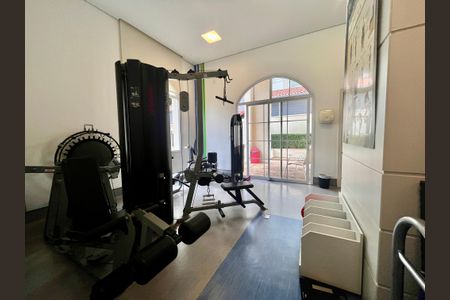 Apartamento à venda com 186m², 3 quartos e 3 vagas Apartamento à venda com 186m², 3 quartos e 3 vagasÁrea comum - Academia