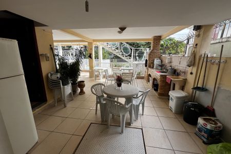 Casa à venda com 184m², 4 quartos e 4 vagasÁrea gourmet