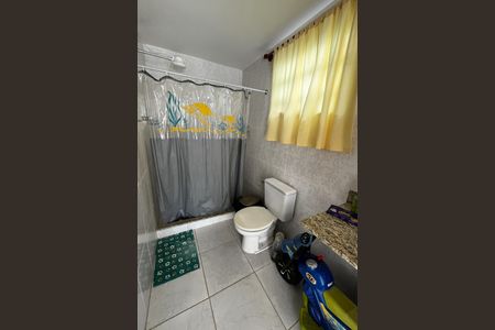 Casa à venda com 184m², 4 quartos e 4 vagasBanheiro 3