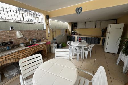 Casa à venda com 184m², 4 quartos e 4 vagasÁrea gourmet