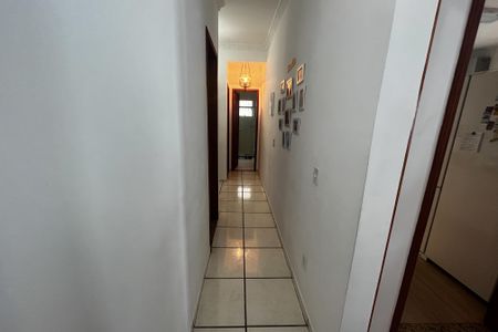Casa à venda com 184m², 4 quartos e 4 vagasCorredor