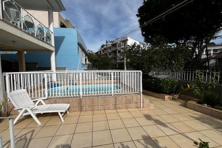 Casa à venda com 184m², 4 quartos e 4 vagasPiscina