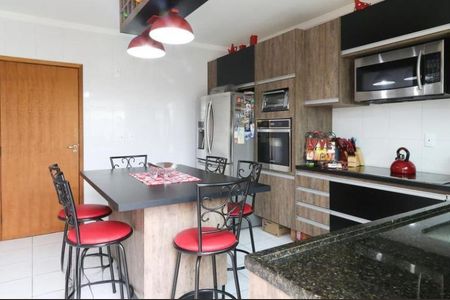 Casa à venda com 134m², 3 quartos e 3 vagas Casa à venda com 134m², 3 quartos e 3 vagasFoto 06