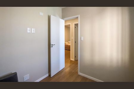 Apartamento à venda com 74m², 3 quartos e 2 vagasQuarto 2