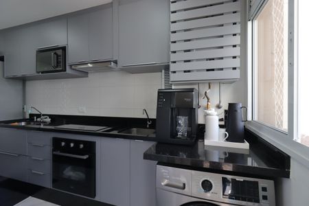 Apartamento à venda com 64m², 2 quartos e 1 vagaÁrea de Serviço