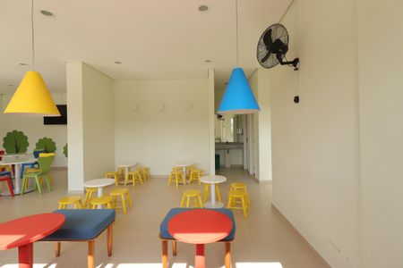 Apartamento à venda com 64m², 2 quartos e 1 vagaÁrea Comum - Salão de Festa Infantil