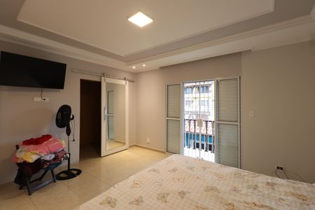 Casa à venda com 250m², 3 quartos e 3 vagasSuíte