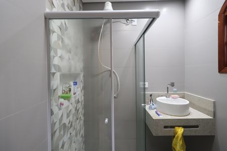 Casa à venda com 250m², 3 quartos e 3 vagasBanheiro da Suíte