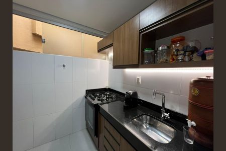 Apartamento à venda com 55m², 2 quartos e 1 vaga Apartamento à venda com 55m², 2 quartos e 1 vagaCozinha
