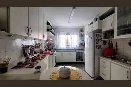 Casa à venda com 178m², 3 quartos e 3 vagas