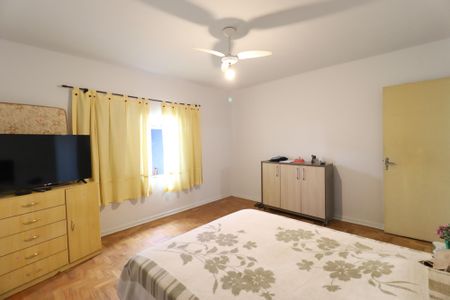 Casa à venda com 180m², 3 quartos e 2 vagasQuarto 3