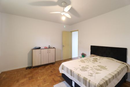 Casa à venda com 180m², 3 quartos e 2 vagasQuarto 3