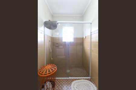 Casa à venda com 180m², 3 quartos e 2 vagasBanheiro 1