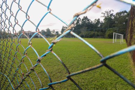 Casa de condomínio à venda com 142m², 3 quartos e 2 vagas Casa de condomínio à venda com 142m², 3 quartos e 2 vagasCampo de futebol