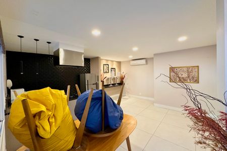 Apartamento à venda com 106m², 3 quartos e 1 vaga Apartamento à venda com 106m², 3 quartos e 1 vagaÁrea comum