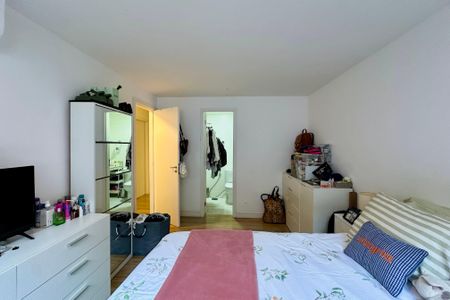 Apartamento à venda com 106m², 3 quartos e 1 vaga Apartamento à venda com 106m², 3 quartos e 1 vaga Suite