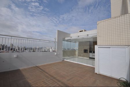 Apartamento à venda com 157m², 2 quartos e 3 vagasCobertura