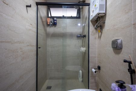 Apartamento à venda com 130m², 3 quartos e 2 vagas Apartamento à venda com 130m², 3 quartos e 2 vagasBanheiro Suíte