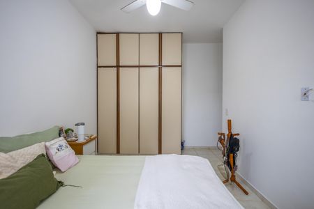 Apartamento à venda com 130m², 3 quartos e 2 vagas Apartamento à venda com 130m², 3 quartos e 2 vagasQuarto 2