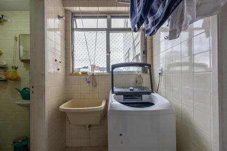 Apartamento à venda com 130m², 3 quartos e 2 vagas Apartamento à venda com 130m², 3 quartos e 2 vagasÁrea de Serviço