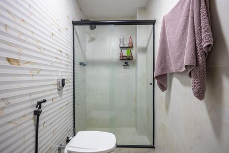 Apartamento à venda com 130m², 3 quartos e 2 vagas Apartamento à venda com 130m², 3 quartos e 2 vagasBanheiro Social