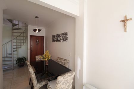 Apartamento à venda com 110m², 2 quartos e 1 vagaSala