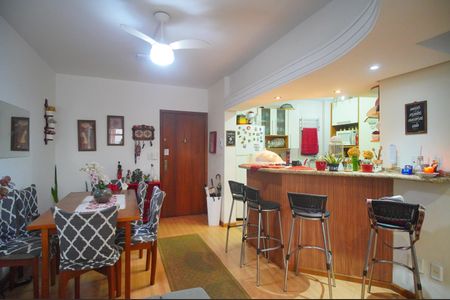 Apartamento à venda com 79m², 2 quartos e 1 vagaSala de Jantar