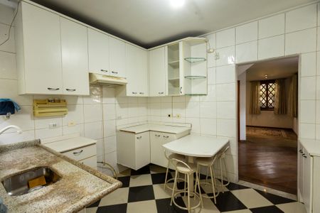 Casa à venda com 120m², 2 quartos e 2 vagas Casa à venda com 120m², 2 quartos e 2 vagasCozinha