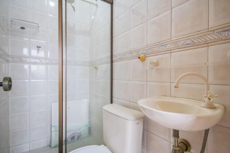 Apartamento à venda com 87m², 3 quartos e 2 vagas Apartamento à venda com 87m², 3 quartos e 2 vagasBanheiro de serviço