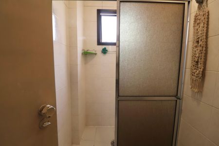Apartamento para alugar com 70m², 2 quartos e 1 vaga Apartamento para alugar com 70m², 2 quartos e 1 vagaBanheiro Suíte