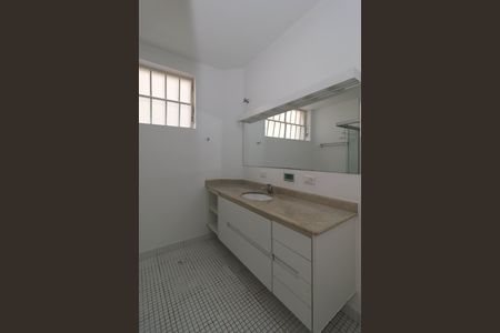 Apartamento à venda com 96m², 3 quartos e 1 vaga Apartamento à venda com 96m², 3 quartos e 1 vagaBanheiro Social