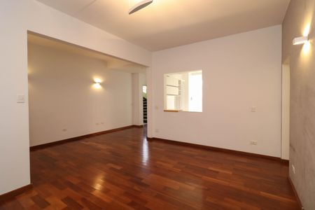 Apartamento à venda com 96m², 3 quartos e 1 vaga Apartamento à venda com 96m², 3 quartos e 1 vagaSala