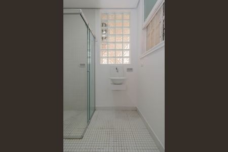 Apartamento à venda com 96m², 3 quartos e 1 vaga Apartamento à venda com 96m², 3 quartos e 1 vagaBanheiro da Suíte