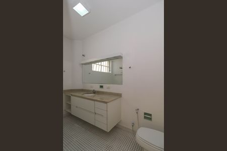 Apartamento à venda com 96m², 3 quartos e 1 vaga Apartamento à venda com 96m², 3 quartos e 1 vagaBanheiro Social