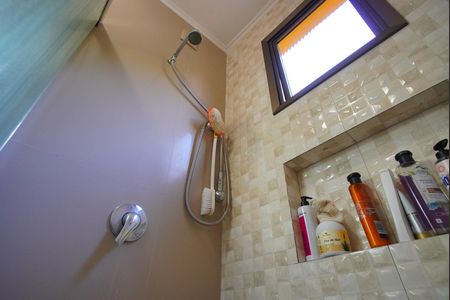 Casa à venda com 95m², 3 quartos e 2 vagasBanheiro Corredor 