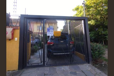 Casa à venda com 95m², 3 quartos e 2 vagasFachada