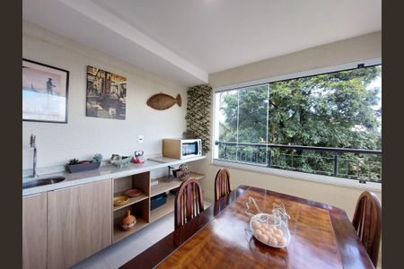 Apartamento à venda com 86m², 3 quartos e 2 vagasVaranda