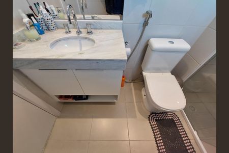 Apartamento à venda com 86m², 3 quartos e 2 vagasBanheiro Suíte 