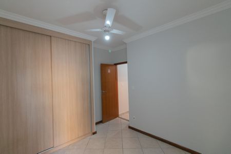 Apartamento para alugar com 65m², 2 quartos e 1 vagaSuíte
